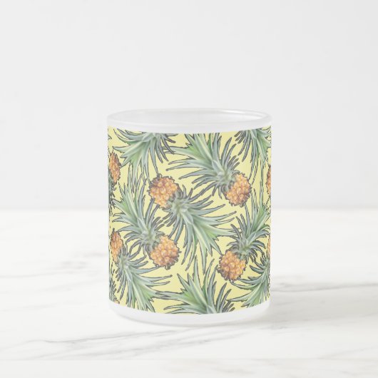 Tropisch anananaseppatroon op geel matglas koffiemok (Center)