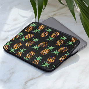 Tropisch anananaseppatroon zwart laptop sleeve
