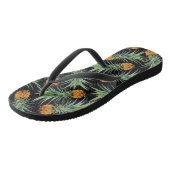 Tropisch ananaspatroon op zwart teenslippers (Schuin)