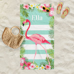 Tropisch Aqua Pink Flamingo Floral Aangepast monog Strandlaken<br><div class="desc">Deze stijlvolle,  gepersonaliseerde zomerhanddoek is voorzien van een  roze flamingo,  lusteloze tropische palmbladeren,  hibiscus-bloemen en witte strepen. Levendige kleuren zijn roze,  magenta,  geel,  groen,  zeeplek en waterblauw. Pas de douanetekst met een naam aan.</div>