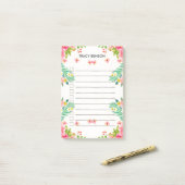 Tropisch bloemig gepersonaliseerd takenlijstje post-it® notes (Op bureau)