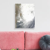 Tropisch cycloon Aila Canvas Afdruk (Insitu (Woonkamer))