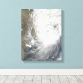 Tropisch cycloon Aila Canvas Afdruk (Insitu (Houten vloer))