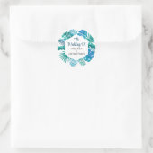 Tropisch eiland Palm Leaf Blue Beach Wedding Ronde Sticker (Tas)
