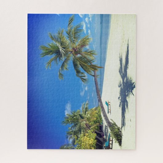 Tropisch eilandstrand met witte zand en palmbomen legpuzzel (Verticaal)