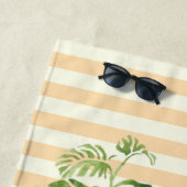 Tropisch exotisch, gestreept, gevarieerd strandlaken (In situ)