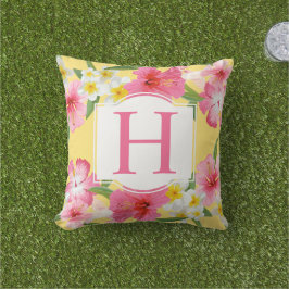 Tropisch gele roze bloemen Aangepast monogram Buitenkussen