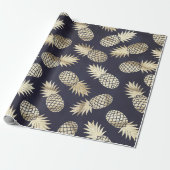 Tropisch Golden Pineapple Girly Chic Pattern Cadeaupapier (Uitgerold)
