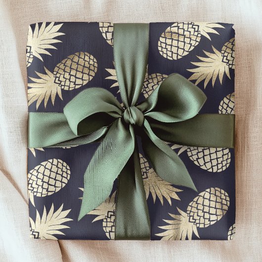 Tropisch Golden Pineapple Girly Chic Pattern Cadeaupapier