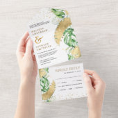 Tropisch groen goudmonstera palm leveet bruiloft all in one uitnodiging (Afscheurbaar)