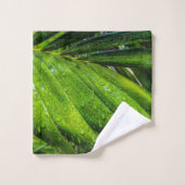 Tropisch groen met regendruppels bad handdoek (Wasdoekje)