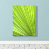 Tropisch groene palmblad canvas afdruk (Insitu (Houten vloer))