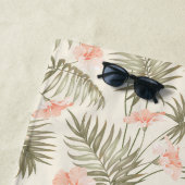 Tropisch Hisbiscus Palmboom Patroon Strandlaken (In situ)