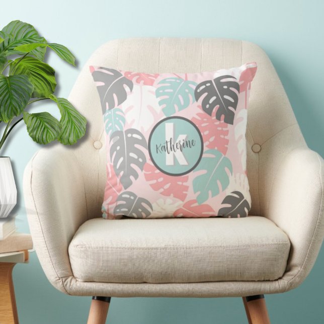 Tropisch Monogram Beginletter Kussen (Modern Monogram Pink Monstera Leaf Throw Pillow)