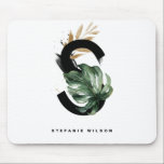 Tropisch Monstera Letter S Monogram op maat Muismat<br><div class="desc">letter S monogram mousepad met waterverf tropical monstera leaf,  faux gold folie leaf en zwarte waterverf borstelaccenten. Geef dit tropische monogram een persoonlijk tintje door jouw naam of andere gegevens. Deze boho letter S monogram mousepad zal perfect zijn als cadeau. Andere brieven zijn beschikbaar.</div>