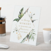 Tropisch olievoud-goudweduwen in liefdevol geheuge reclamebord met voetstuk (Insitu)