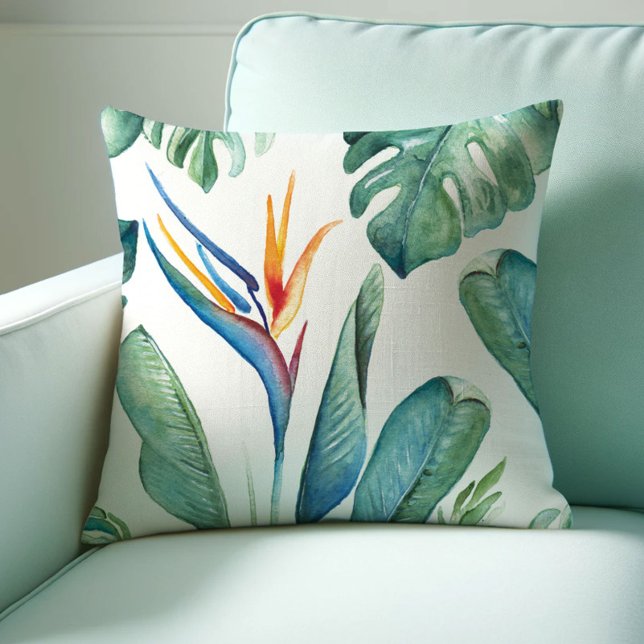 Tropisch Oranje Vloerchemicaliën en groen Kussen (Tropical throw pillows watercolor bird of paradise art by Victoria Grigaliunas of Do Tell A Belle)