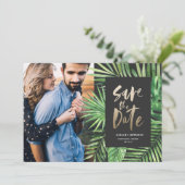 Tropisch palmblad en gouden bladzijden met bladzij save the date (Staand voorkant)