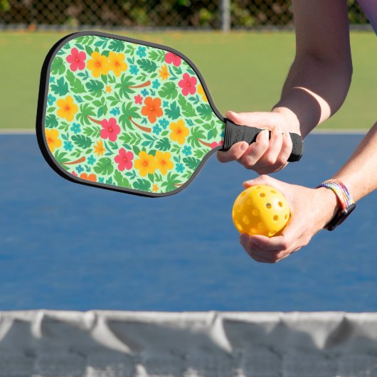 Tropisch Paradijs – Palmbladeren & Hibiscus Patroo Pickleball Paddle (Insitu)