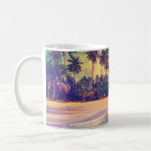 Tropisch paradijs: zee, hotel, strand. koffiemok (Links)