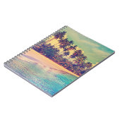 Tropisch paradijs: zee, hotel, strand. notitieboek (Linkerzijde)