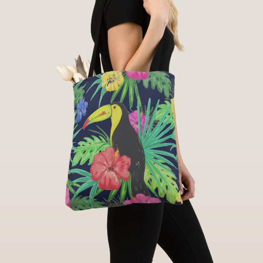 Tropisch regenwoud met tucan en bladeren tote bag (Dichtbij)