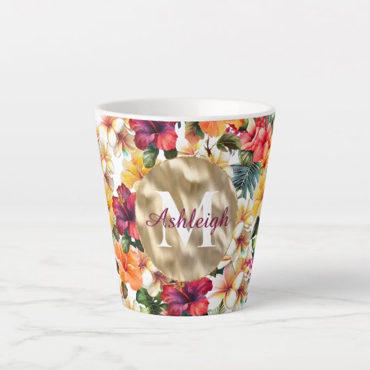 Tropisch rood gele hibiscus bloemen monogram latte mok (Voorkant)