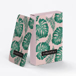 Tropisch roze en groen lederen patroon en naam pokerkaarten<br><div class="desc">Het Tropical Pink & Green Palm Leaves-patroon is een levendig en levendig ontwerp dat elementen van natuur en een tropische esthetiek bevat. Het patroon heeft weelderige palmbladeren in de tinten roze en groen, waardoor een opvallend contrast en een algemene opvallende verschijning wordt gecreëerd. Over het algemeen is het Tropical Pink...</div>