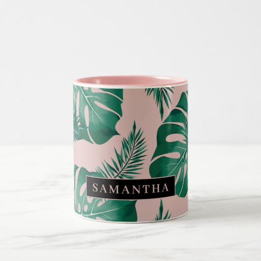 Tropisch roze en groen lederen patroon en naam tweekleurige koffiemok (Center)