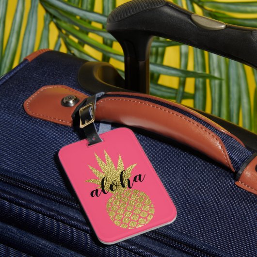 Tropisch Roze Goud Aloha Ananas Bagagelabel (Voorkant Insitu 1)