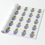 Tropisch roze paarse ananas cadeaupapier<br><div class="desc">Tropisch roze paarse ananas inpakpapier - Maak kennis met onze schattige paarse ananas, het schommelen van een paar coole zonnebrillen met een beachy twist! In de weerspiegeling van de tinten, vindt u een serene strandscène compleet met sprankelend water en een wuivende palmboom. De unieke paarse tint van de ananas weerspiegelt...</div>