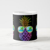 Tropisch roze paarse ananas grote koffiekop (Voorkant)