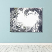 Tropisch Storm Chanchu 2 Canvas Afdruk (Insitu (Houten vloer))