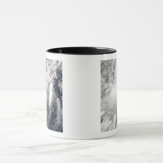 Tropisch storm Conson nadert Vietnam Mok (Midden)