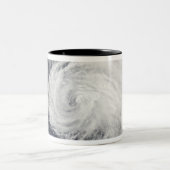 Tropisch Storm Ele in het centrale deel van de Sti Tweekleurige Koffiemok (Center)