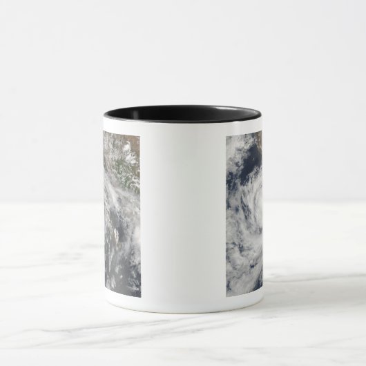 Tropisch Storm Emilia Mok (Midden)