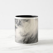 Tropisch Storm Gustav in het Caribische Zee Tweekleurige Koffiemok (Center)