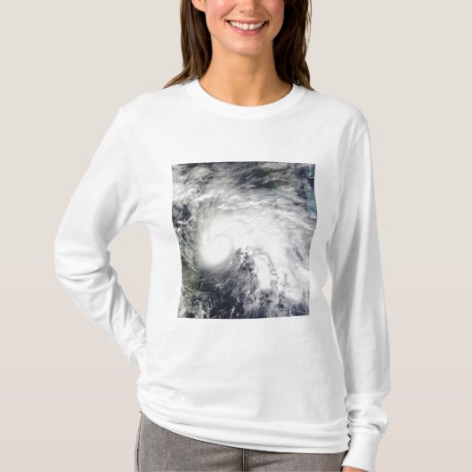 Tropisch Storm Ida in het Caribische Zee 2 T-shirt (Voorkant)