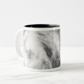 Tropisch Storm Josephine Tweekleurige Koffiemok (Voorkant links)