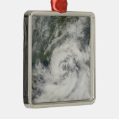 Tropisch Storm Kammuri Metalen Ornament (Rechts)