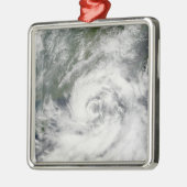Tropisch Storm Kammuri Metalen Ornament (Links)