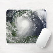 Tropisch Storm Karl over het schiereiland Yucatan Muismat (Met muis)