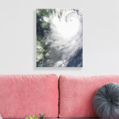 Tropisch Storm Koppu naburend landval Canvas Afdruk (Insitu (Woonkamer))