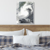 Tropisch Storm Parma nadert China en Vietnam Canvas Afdruk (Insitu (Slaapkamer))