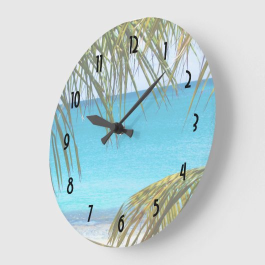Tropisch strand met handpalmen grote klok (Hoek)