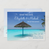 Tropisch strand met rieten paraplu bruiloft STD Aankondigingskaart (Voorkant / Achterkant)