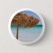 Tropisch strand met rieten parasol ronde button 5,7 cm (Voorkant)