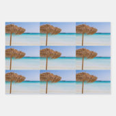 Tropisch strand met rieten parasolpatroon inpakpapier vel (Voorkant 3)