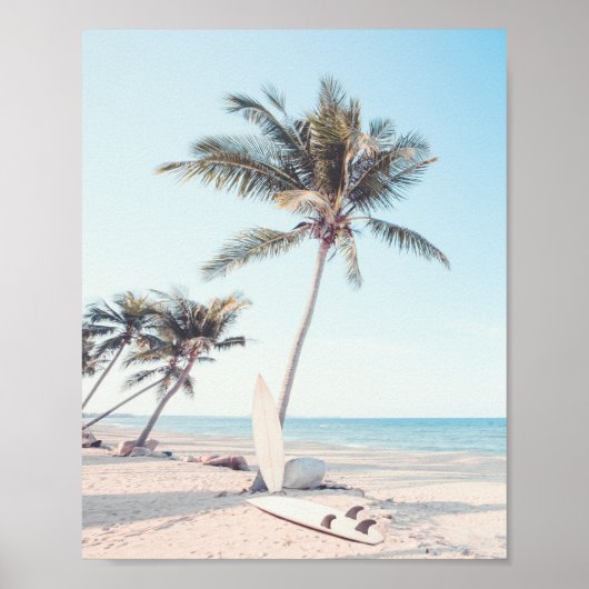 Tropisch strand met surfplanken poster (Voorkant)