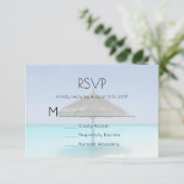 Tropisch strand met Thatched Umbrella Wedding RSVP (Staand voorkant)